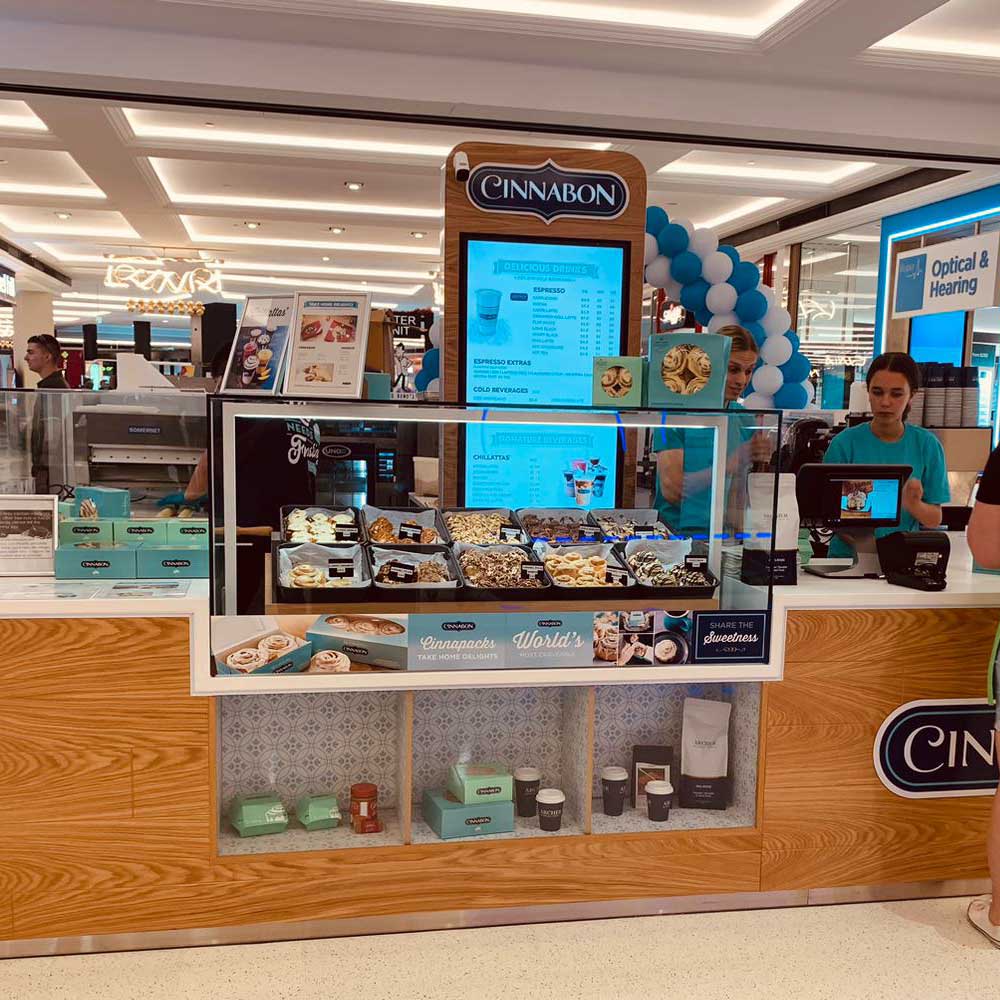 2 Hooker Blvd Broadbeach Waters QLD 4218